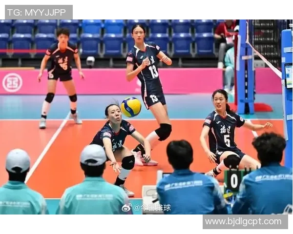 眼泪、自责和决计……这枚银牌对上海U20女排弥足珍贵